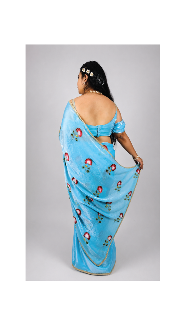 Zariya-1 bottom and 2 pallu saree (2 Looks)